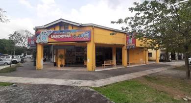 Shop lot For Sale in Bandar Botanic,SGR