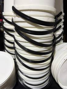 New 3L pail with lid and handle