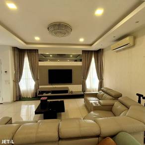 Semi-Detached House For Sale in Setia Alam,SGR