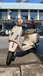 Vespa LXV 150