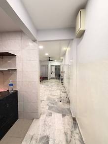 Condominium For Sale in Teratai Mewah Condominium