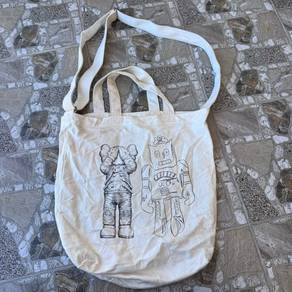Uniqlo KAWS + Andy Warhol 2-Way Tote Bag