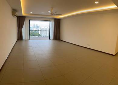 Condominium For Rent in The Landmark