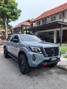 Nissan Navara PRO-4X in Sungai Buloh, SGR