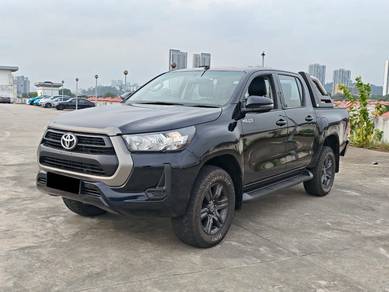 2021 Toyota Hilux E