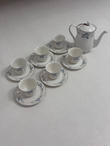 ceramic tea set