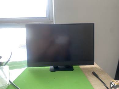 15.6" IPS Portable Monitor+ Free Cooler Master Pad