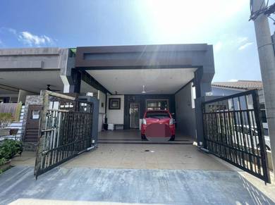 1-storey Terraced House For Sale in Mantin,NSN