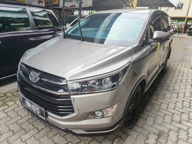 Toyota Innova X in Jalan Ipoh, KUL