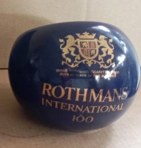 ASHTRAY ROTHMANS 70s