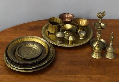 3501 1 lot of vintage brass prayer items tembaga
