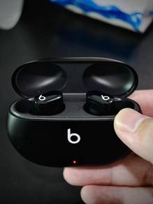 Used - Beats Studio Buds