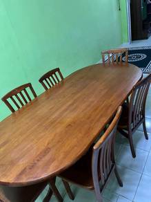 Meja Makan 8 tempat duduk