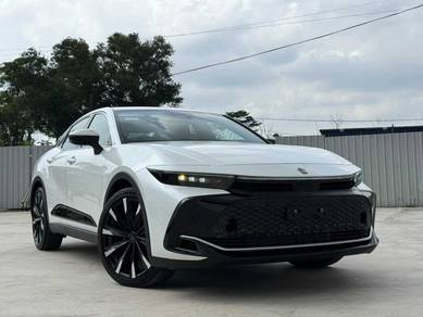 Toyota Crown CROSSOVER RS ADVANCED in Johor Bahru, JHR