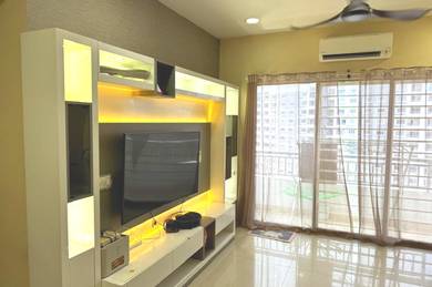 Condominium For Rent in Suriamas