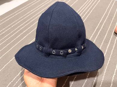 sacai japan made outback hat  60 cm