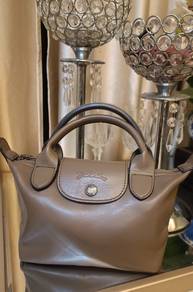 Longchamp Preloved 