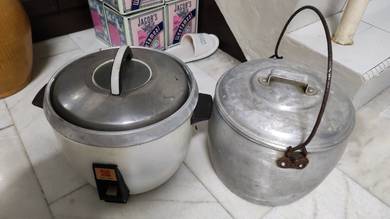 Big rice cooker and pot