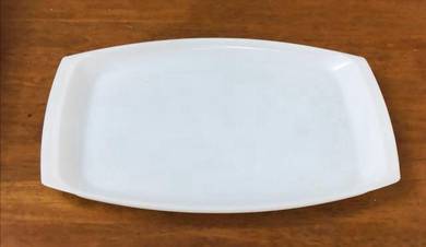 Pyrex Australia tray white