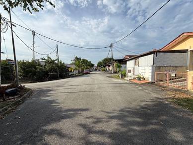 1-storey Terraced House For Sale in Lukut,NSN