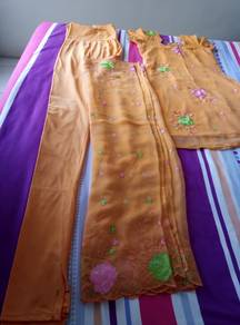 ORANGE INDIAN PUNJABI SUIT (3 pieces)