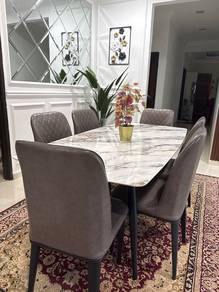Meja Makan Bersama Kerusi