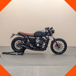 Momos Daytona 250 Cafe Racer