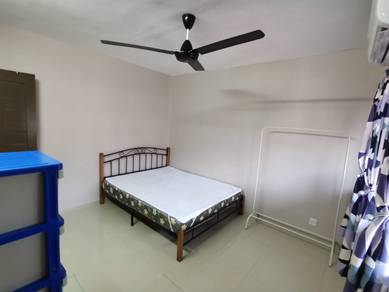 Room in Ampang, SGR