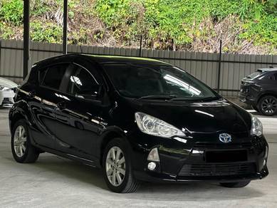Toyota Prius c (HYBRID) in Salak Selatan, KUL