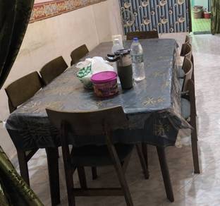 Set Meja Makan