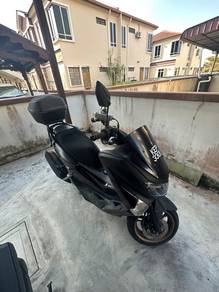 Yamaha NMAX