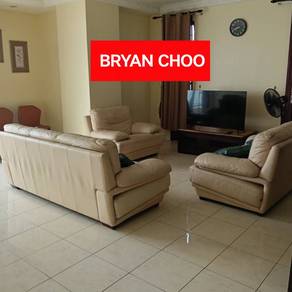 Condominium For Rent in Riverine Emerald
