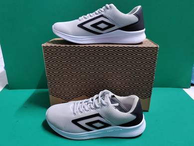 ITEM BARU_Kasut Sukan Sport UMBRO size 8uk