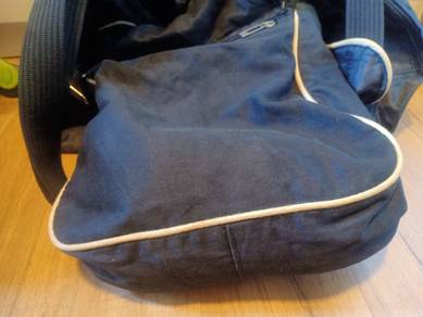Esprit SlingBag / Cross Body Bag