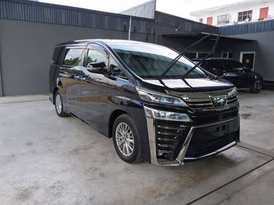 Toyota Vellfire Z in Sentul, KUL