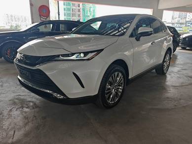 Toyota Harrier LUXURY in Desa Petaling, KUL