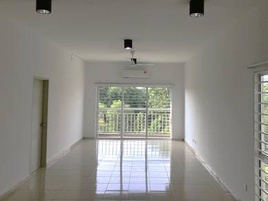 Condominium For Sale in The iResidence Condominium