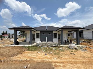 Semi-Detached House in Kok Lanas,KTN