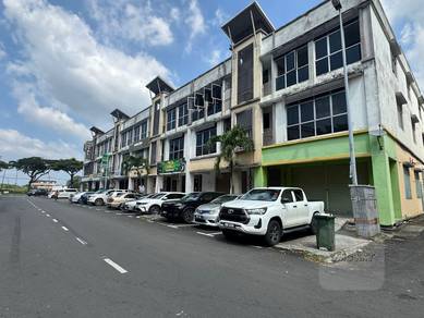 Shop lot For Sale in Bandar Bukit Raja,SGR