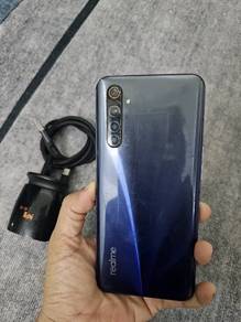Realme 6 8/128 ( baca sebaiknye)