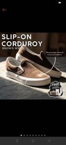 kasut slipon corduroy brown 9uk