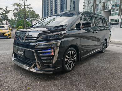 Toyota Vellfire ZG in Desa Petaling, KUL