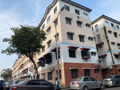 Flat For Sale in Bandar Bukit Tinggi 2