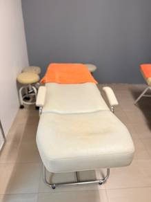 Facial Bed