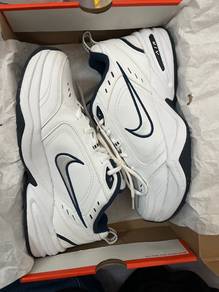 Air Monarch IV