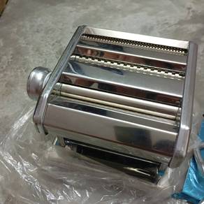 Pasta Noodle Maker