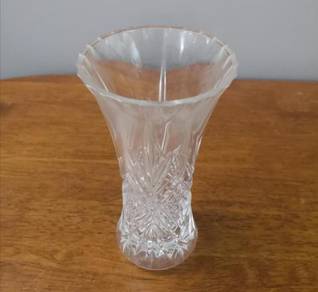 Pasu Crystal vase 7 inchi