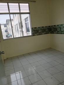Flat For Rent in Taman Hillside
