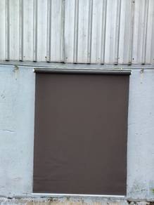 R52-H     Window Blind TANA USA Black L.141 cm