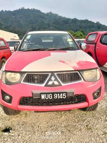 2010 Mitsubishi Triton